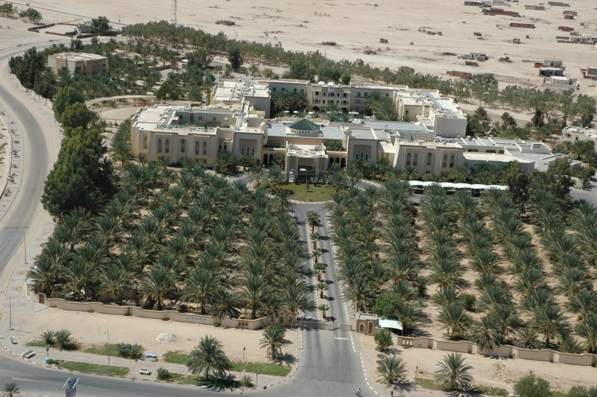 Hotel El Mouradi Douz Exterior foto